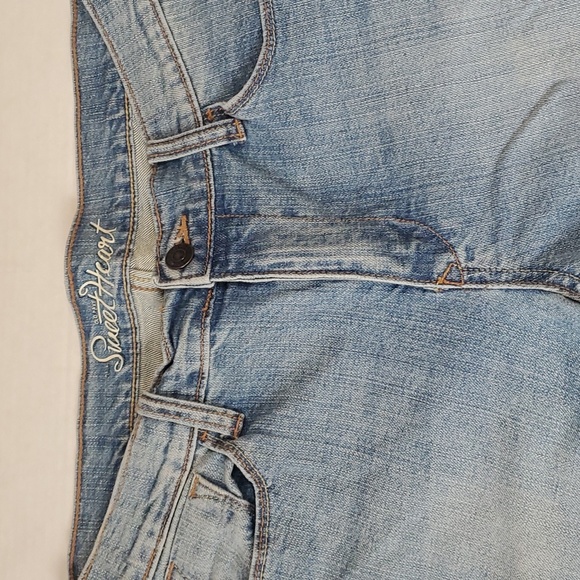 Old Navy Sweetheart Jeans EUC - Picture 5 of 6